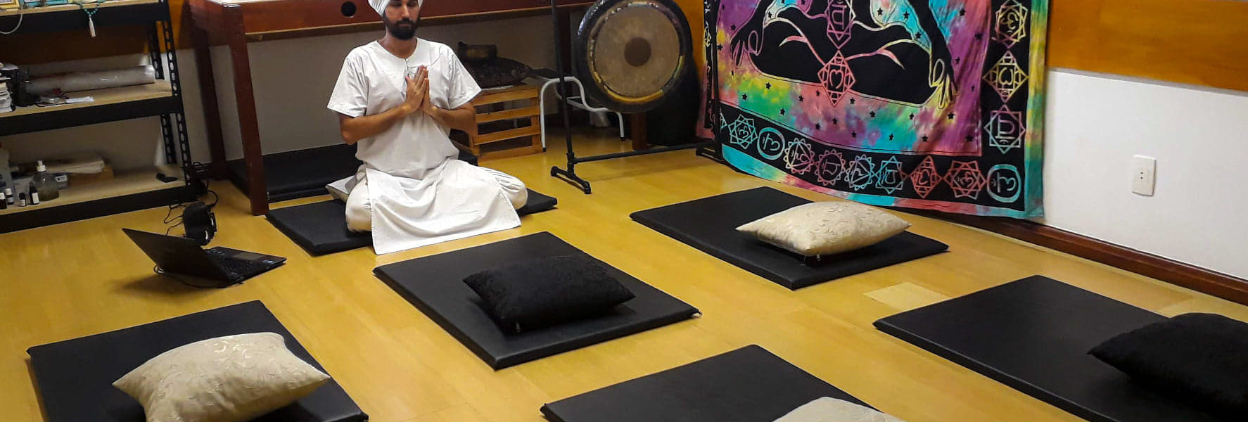 Fale com o Yoga Real