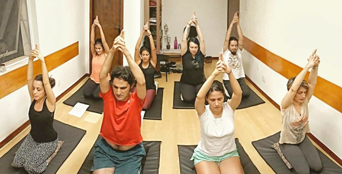 Onde encontrar curso de ioga para homem?
